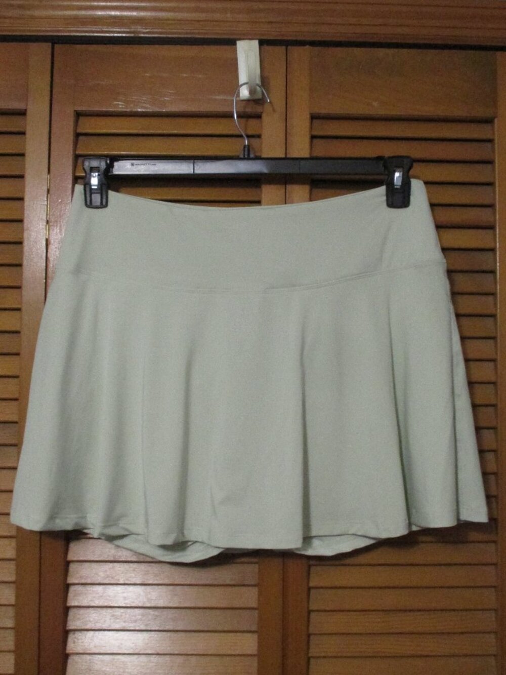 Santiny skort NEW stretchy with pockets in shorts, light sage green size XXL